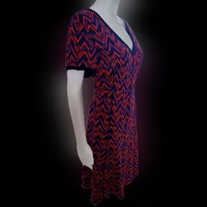 St. John aziza red & blue chevron pattern knit dress Size 14